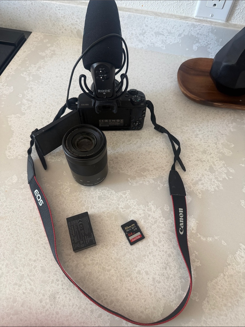 Canon Black Mirrorless Camera Kit with Rode Mic and 64GB SD